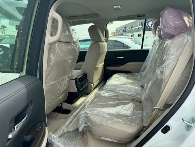 New Toyota Land Cruiser 300 Series, 4.0 l, 2024 in Dubai by Mohamed Hakim Motors, White color. GCC Specs | AUTO.AE