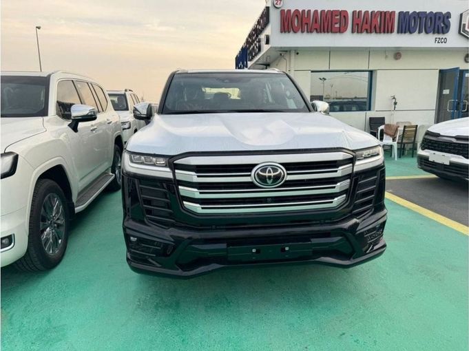 New Toyota Land Cruiser 300 Series, 3.3 l, 2023 in Dubai by Mohamed Hakim Motors, Black color. GCC Specs | AUTO.AE