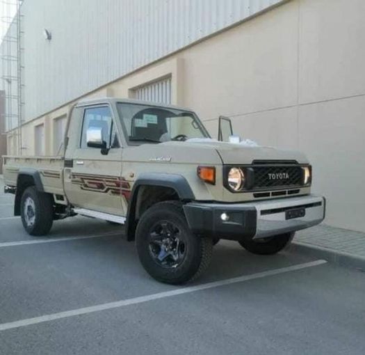 New Toyota Land Cruiser 70 Series Facelift 2, 4.0 l, 2024 in Dubai by Mohamed Hakim Motors, Yellow color. GCC Specs | AUTO.AE