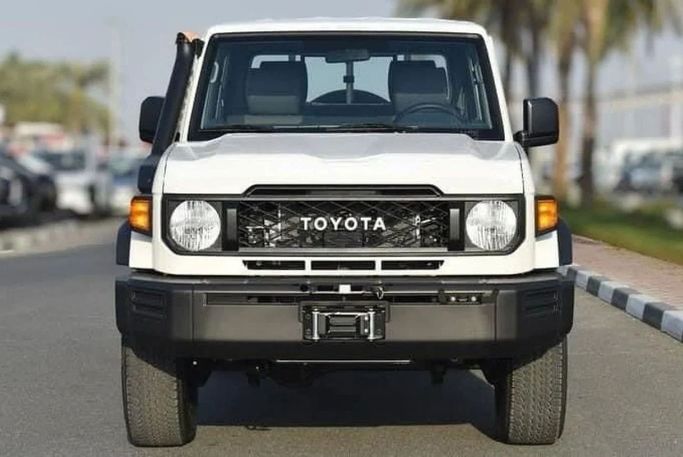 New Toyota Land Cruiser 70 Series Facelift 2, 4.5 l, 2024 in Dubai by Mohamed Hakim Motors, White color. GCC Specs | AUTO.AE