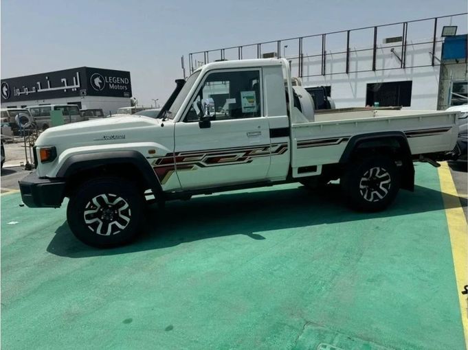 New Toyota Land Cruiser 70 Series Facelift 2, 2.8 l, 2024 in Dubai by Mohamed Hakim Motors, White color. GCC Specs | AUTO.AE