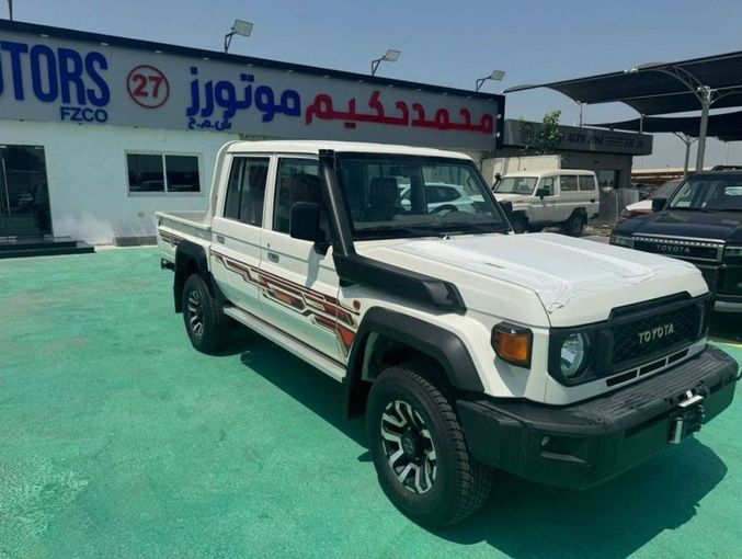 New Toyota Land Cruiser 70 Series Facelift 2, 2.8 l, 2024 in Dubai by Mohamed Hakim Motors, Beige color. GCC Specs | AUTO.AE
