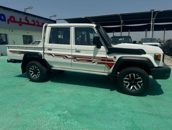 New Toyota Land Cruiser 70 Series Facelift 2, 2.8 l, 2024 in Dubai by Mohamed Hakim Motors, Beige color. GCC Specs | AUTO.AE