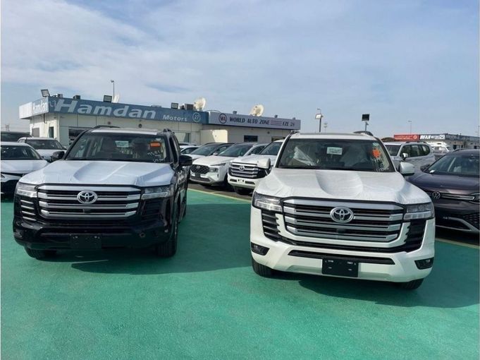 New Toyota Land Cruiser 300 Series, 3.4 l, 2023 in Dubai by Mohamed Hakim Motors, White color. GCC Specs | AUTO.AE