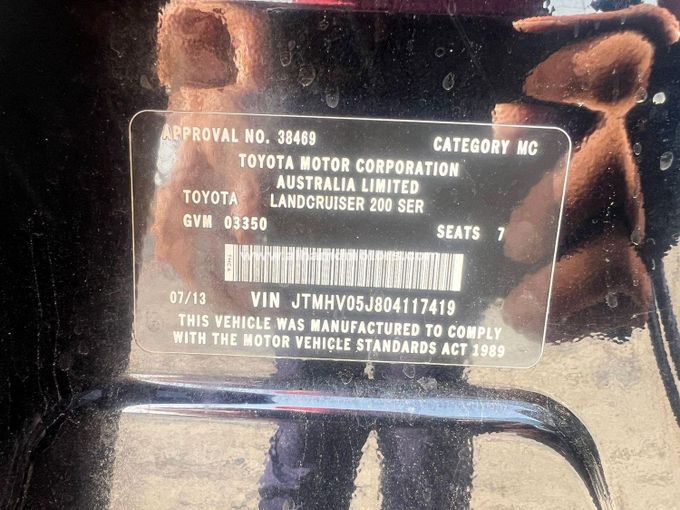 Подержанный Toyota Land Cruiser 200 Series Рестайлинг 1, 4.5 л, 2013 в Дубае от Alhamd Motors Черный цвет. Other | AUTO.AE