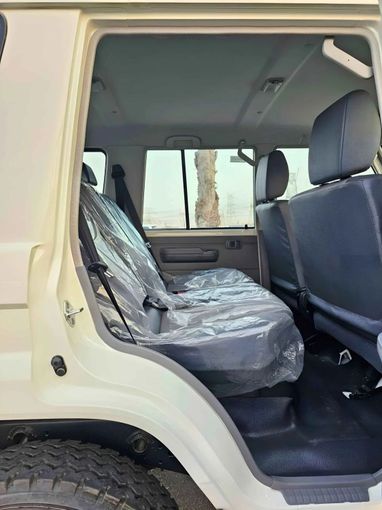 Новый Toyota Land Cruiser 70 Series Рестайлинг 2, 4.5 л, 2025 в Дубае от SK Motors Белый цвет. GCC | AUTO.AE