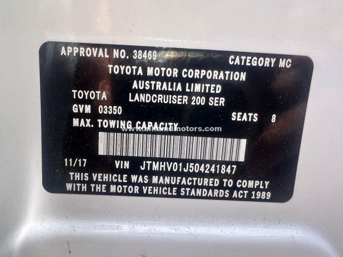 Used Toyota Land Cruiser 200 Series Facelift 2, 4.5 l, 2017 in Dubai by Alhamd Motors, White color. Other | AUTO.AE