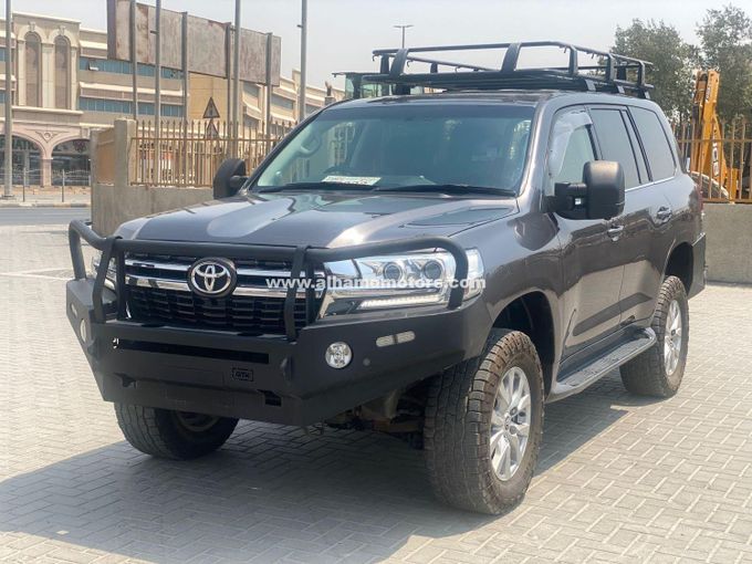 Used Toyota Land Cruiser 200 Series Facelift 2, 4.5 l, 2020 in Dubai by Alhamd Motors, Grey color. Other | AUTO.AE