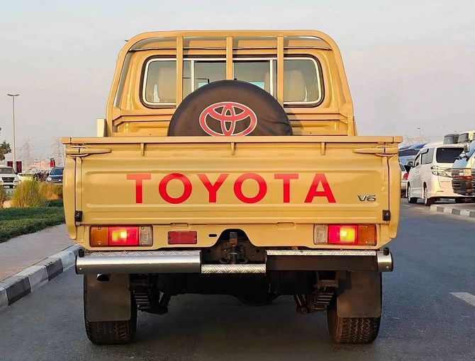 New Toyota Land Cruiser 70 Series Facelift, 4.0 l, 2018 in Dubai by SK Motors, Beige color. GCC Specs | AUTO.AE