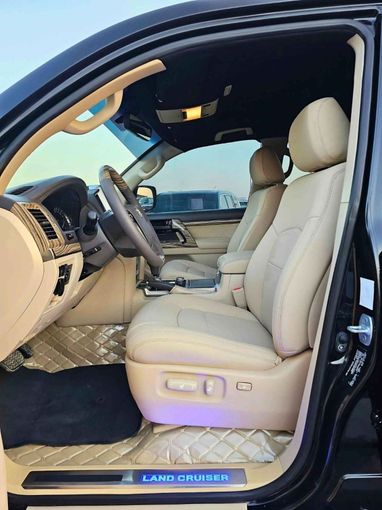 New Toyota Land Cruiser 200 Series Facelift 2, 4.0 l, 2019 in Dubai by SK Motors, Black color. GCC Specs | AUTO.AE