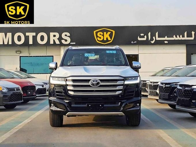 Новый Toyota Land Cruiser 300 Series, 3.4 л, 2025 в Дубае от SK Motors Черный цвет. GCC | AUTO.AE