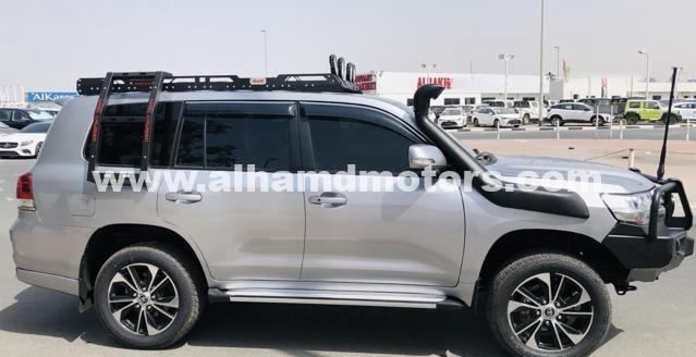 Used Toyota Land Cruiser 70 Series Facelift, 4.5 l, 2012 in Dubai by Alhamd Motors, Silver color. Other | AUTO.AE