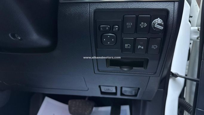 Used Toyota Land Cruiser 200 Series Facelift 2, 4.5 l, 2021 in Dubai by Alhamd Motors, White color. Other | AUTO.AE