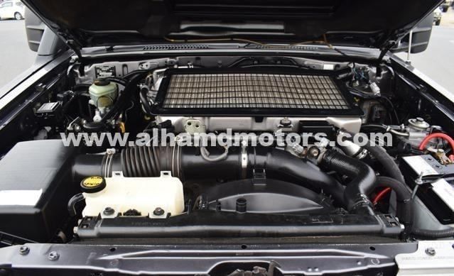 Used Toyota Land Cruiser 70 Series Facelift, 4.5 l, 2015 in Dubai by Alhamd Motors, Black color. Other | AUTO.AE