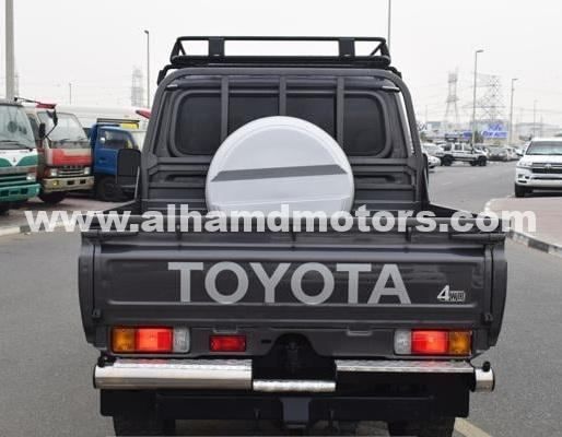 Used Toyota Land Cruiser 70 Series Facelift, 4.5 l, 2015 in Dubai by Alhamd Motors, Black color. Other | AUTO.AE
