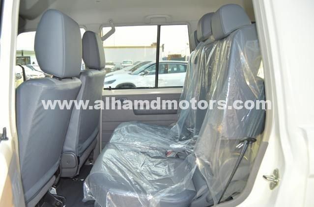 Новый Toyota Land Cruiser 70 Series Рестайлинг 2, 4.5 л, 2024 в Дубае от Alhamd Motors Белый цвет. Other | AUTO.AE