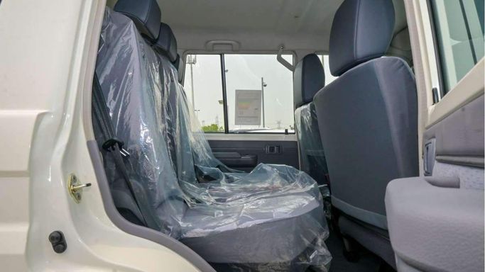 New Toyota Land Cruiser 70 Series Facelift 2, 4.0 l, 2024 in Dubai by F7 Motors, White color. GCC Specs | AUTO.AE