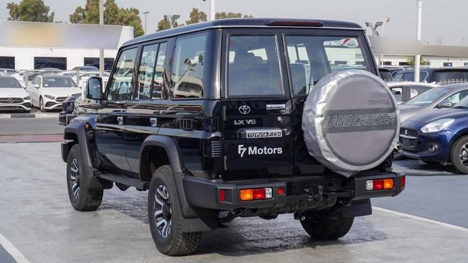 New Toyota Land Cruiser 70 Series Facelift 2, 4.0 l, 2024 in Dubai by F7 Motors, Black color. GCC Specs | AUTO.AE