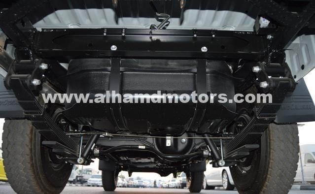 Подержанный Toyota Land Cruiser 70 Series Рестайлинг 2, 4.5 л, 2024 в Дубае от Alhamd Motors Белый цвет. Other | AUTO.AE