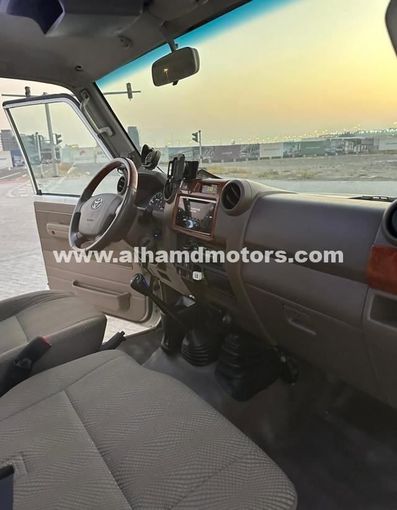 Used Toyota Land Cruiser 70 Series Facelift, 4.2 l, 2016 in Dubai by Alhamd Motors, White color. Other | AUTO.AE
