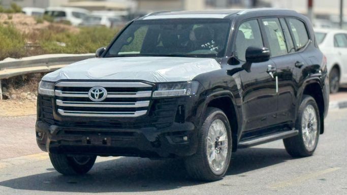 New Toyota Land Cruiser 300 Series, 4.0 l, 2025 in Dubai by MENAMOTORS, Black color. GCC Specs | AUTO.AE