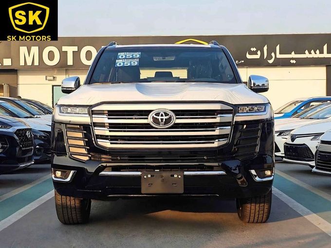 Новый Toyota Land Cruiser 300 Series, 4.0 л, 2024 в Дубае от SK Motors Черный цвет. GCC | AUTO.AE