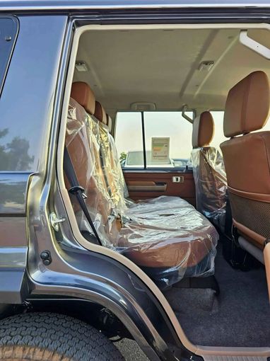 Новый Toyota Land Cruiser 70 Series Рестайлинг 2, 2.8 л, 2025 в Дубае от SK Motors Серый цвет. GCC | AUTO.AE
