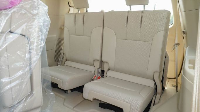 Новый Toyota Land Cruiser 300 Series, 4.0 л, 2025 в Дубае от Najem Motors Черный цвет. GCC | AUTO.AE