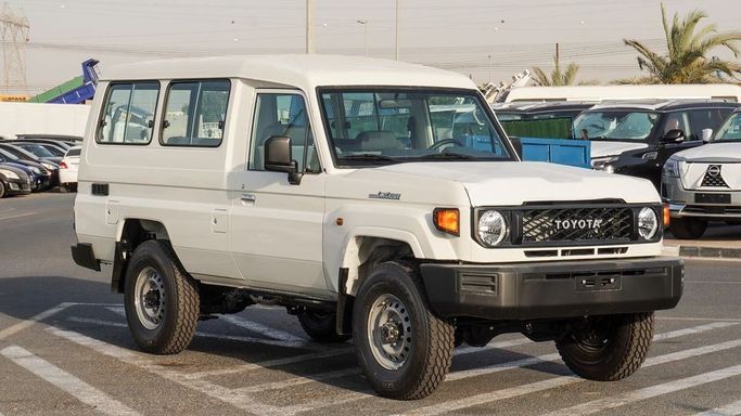 New Toyota Land Cruiser 70 Series Facelift 2, 4.0 l, 2025 in Dubai by Najem Motors, White color. GCC Specs | AUTO.AE