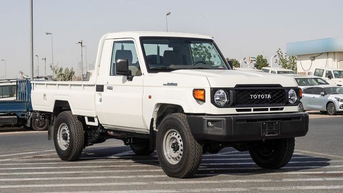 New Toyota Land Cruiser 70 Series Facelift 2, 4.0 l, 2025 in Dubai by Najem Motors, White color. GCC Specs | AUTO.AE