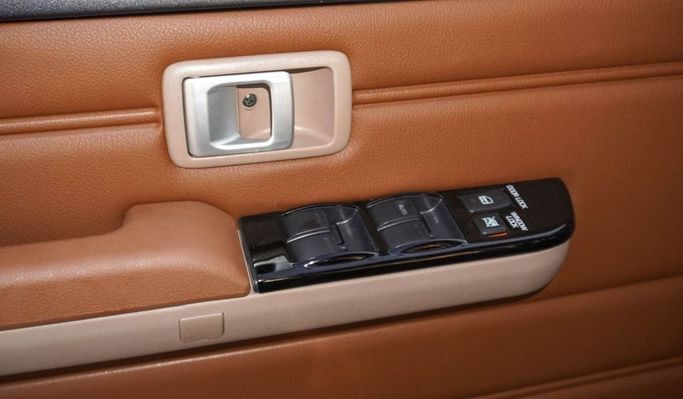 New Toyota Land Cruiser 70 Series Facelift 2, 4.0 l, 2025 in Dubai by Najem Motors, Grey color. GCC Specs | AUTO.AE