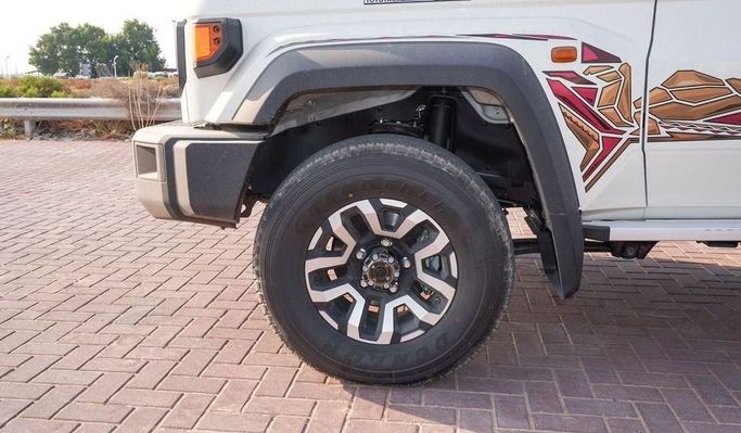 New Toyota Land Cruiser 70 Series Facelift 2, 4.0 l, 2025 in Dubai by Najem Motors, White color. GCC Specs | AUTO.AE