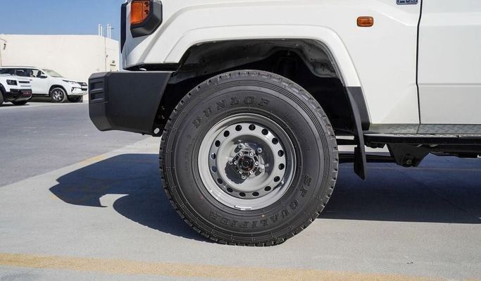 New Toyota Land Cruiser 70 Series Facelift 2, 4.0 l, 2025 in Dubai by Najem Motors, White color. GCC Specs | AUTO.AE