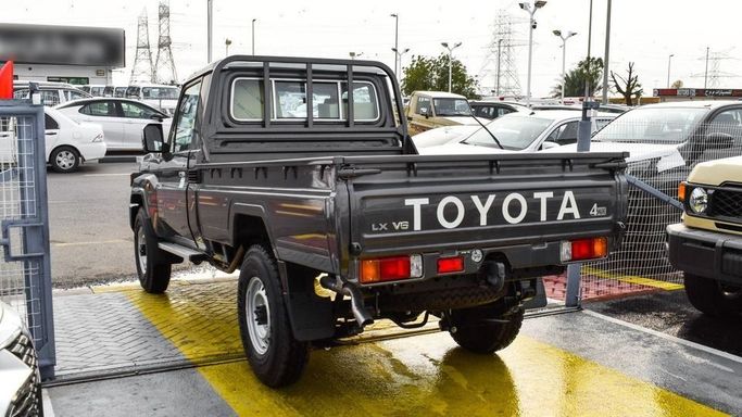 New Toyota Land Cruiser 70 Series Facelift 2, 4.0 l, 2024 in Dubai by Najem Motors, Grey color. GCC Specs | AUTO.AE