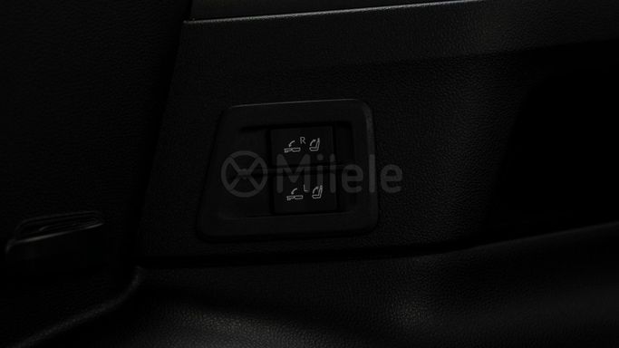 Новый Toyota Land Cruiser 300 Series, 3.3 л, 2025 в Дубае от Milele Серый цвет. Other | AUTO.AE