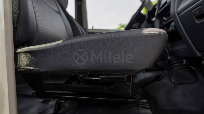 Новый Toyota Land Cruiser 70 Series Рестайлинг 2, 4.5 л, 2025 в Дубае от Milele Белый цвет. Other | AUTO.AE