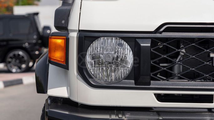 Новый Toyota Land Cruiser 70 Series Рестайлинг 2, 4.5 л, 2025 в Дубае от Milele Белый цвет. Other | AUTO.AE