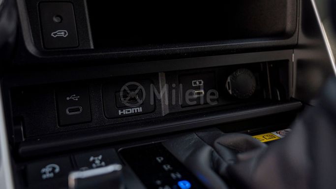 Новый Toyota Land Cruiser 300 Series, 3.4 л, 2025 в Дубае от Milele Черный цвет. Other | AUTO.AE