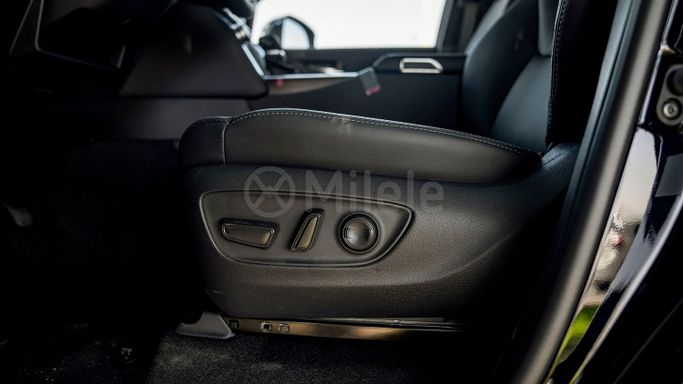 Новый Toyota Land Cruiser 300 Series, 3.3 л, 2025 в Дубае от Milele Черный цвет. Other | AUTO.AE