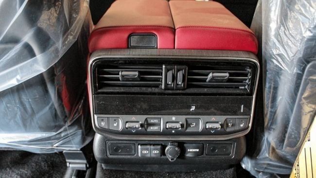 جديدة Toyota Land Cruiser 300 Series, 3.4 l, 2024 في في دبي من Falcons GT Motors FZCO، اللون أسود. أخرى | AUTO.AE