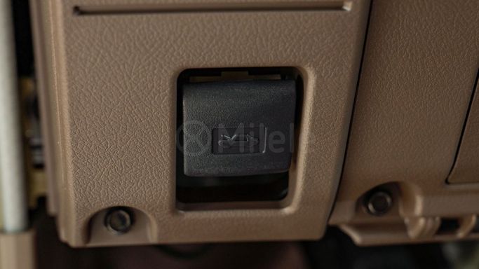 جديدة Toyota Land Cruiser 70 Series تجميل الوجه 2, 4.0 l, 2025 في في دبي من Milele، اللون بيج. أخرى | AUTO.AE