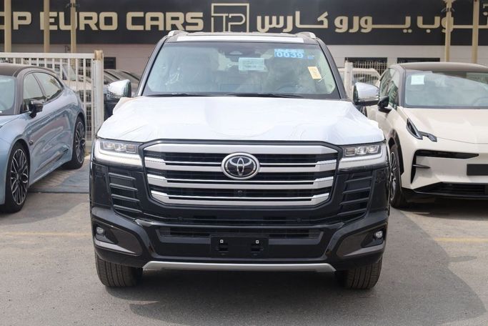 Новый Toyota Land Cruiser 300 Series, 3.4 л, 2025 в Дубае от Top Euro Cars Черный цвет.  | AUTO.AE