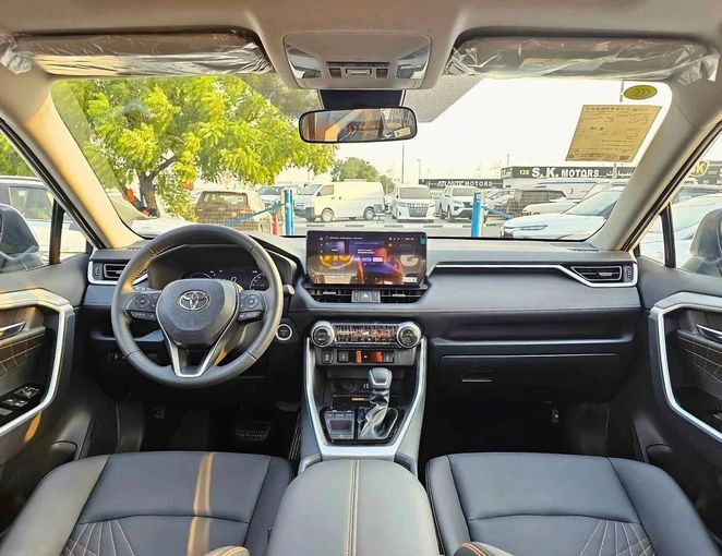 Новый Toyota RAV4 V (XA50), 2.5 л, 2025 в Дубае от SK Motors Белый цвет. Китайская | AUTO.AE