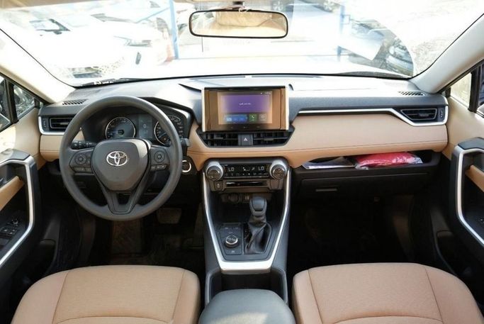 Новый Toyota RAV4 V (XA50), 2.5 л, 2023 в Дубае от Najem Motors Серый цвет. GCC | AUTO.AE