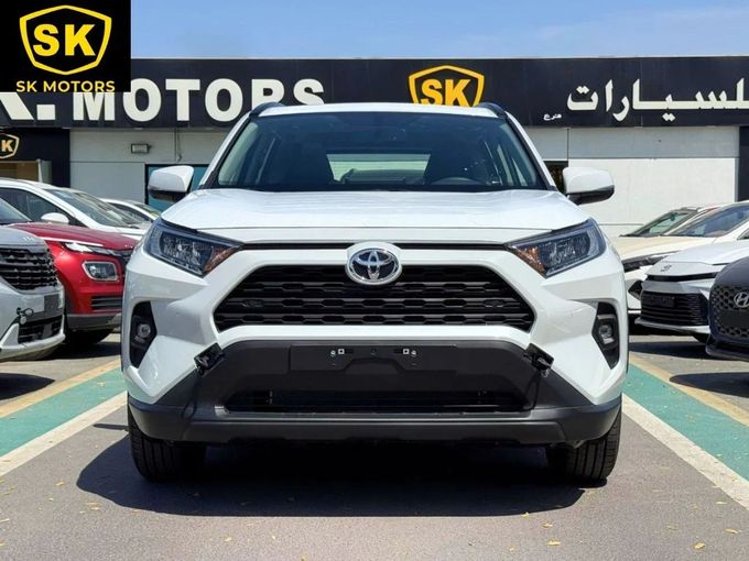 Новый Toyota RAV4 V (XA50), 2.5 л, 2025 в Дубае от SK Motors Белый цвет. GCC | AUTO.AE