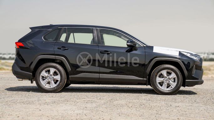 Новый Toyota RAV4 VI (XA60), 2.5 л, 2025 в Дубае от Milele Черный цвет. Other | AUTO.AE