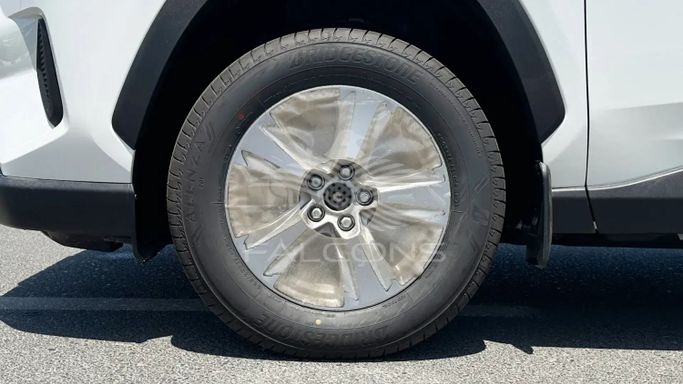 New Toyota RAV4 V (XA50), 2.0 l, 2023 in Dubai by Falcons GT Motors FZCO, White color. Other | AUTO.AE