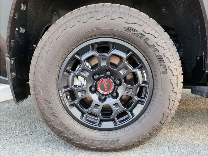 New Toyota Sequoia III, 3.4 l, 2023 in Dubai by Mohamed Hakim Motors, Black color. GCC Specs | AUTO.AE