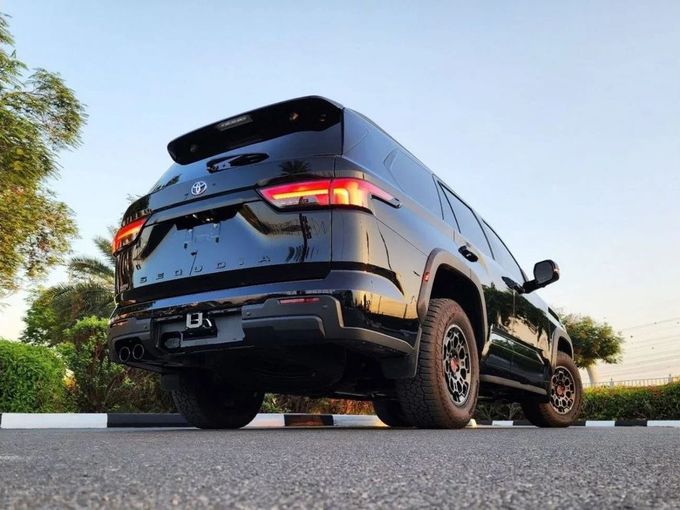 New Toyota Sequoia III, 3.4 l, 2023 in Dubai by Mohamed Hakim Motors, Black color. GCC Specs | AUTO.AE