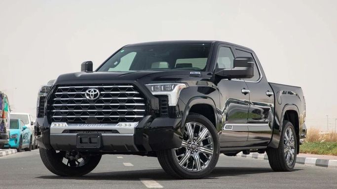 Новый Toyota Tundra III, 3.4 л, 2025 в Дубае от Dresden Motors Черный цвет. Канадская | AUTO.AE